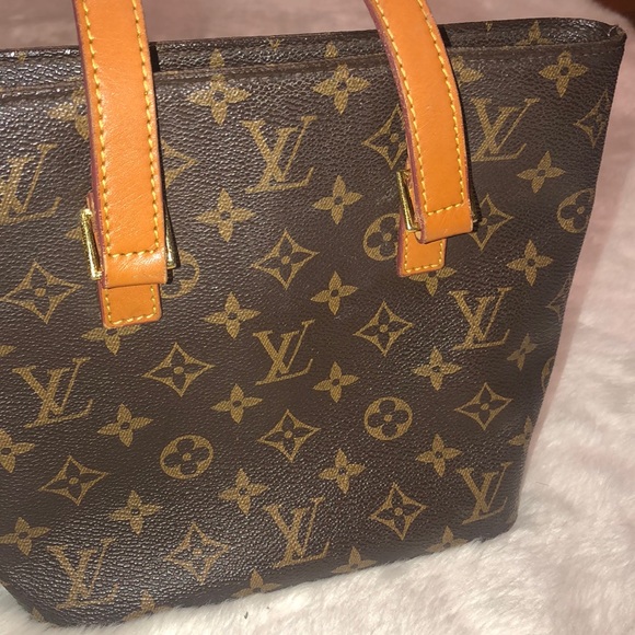 Louis Vuitton Mini Bag - Picture 2 of 8